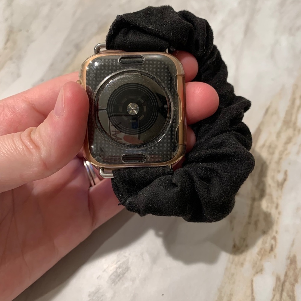Apple Watch - Picture 2 of 2